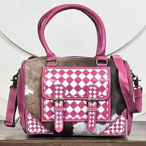 Bolso de Hombro Cruzado de Cuero Genuino con Diseño a Cuadros y Pelo, Fabricado Profesionalmente para Mujer - Product Image 4