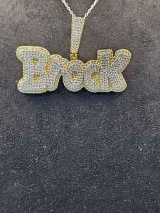 Colgante de Letra de Moissanita Hip Hop que Pasa la Prueba del Diamante, Joyería Hip Hop, Colgante de Plata 925, Colgante de Letra Inicial Bicolor Personalizado - Product Image 2