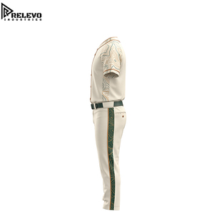 Kit d'uniforme de baseball personnalisé OEM, crème avec détails de carte topographique et ceinture vert forêt, comprenant un maillot boutonné et un pantalon - Product Image 3