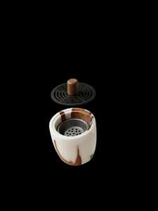 Elegante Quemador de Incienso de Resina y Madera, Mabkhara Hecha a Mano con Diseño Decorativo en Capas para Bakhoor y Decoración del Hogar - Product Image 3