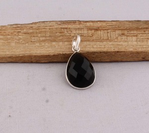 Pendentif en argent sterling 925 avec onyx noir, collier en pierre précieuse noire naturelle, bijoux artisanaux faits à la main, vente en gros, style gothique vintage - Product Image 3
