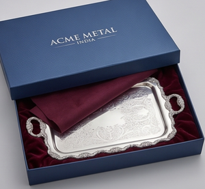 Plateau de service artisanal en métal poli avec motif Paisley, design vintage et poignées, idéal pour les mariages, les événements et l'usage domestique - Product Image 6