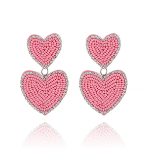 Pendientes de Corazón con Cuentas de Semillas, Regalo de Moda para Mujer, Pendientes Colgantes con Diseño de Amor por MD HANDICRAFTS - Product Image 1