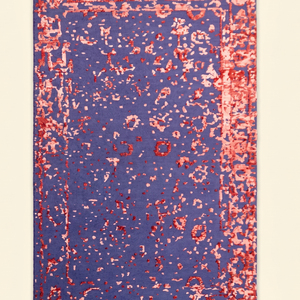 Alfombra de Lana Gruesa Tejida a Mano en Azul Índigo y Rojo, Alfombra Moderna con Borde Desgastado, Ecológica y Antideslizante para Sala de Estar - Product Image 1