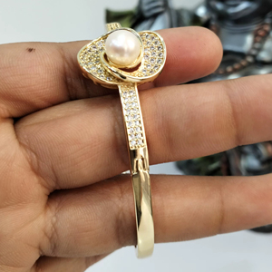 Best Natural Freshwater Pearl <b>Bracelet</b> with Elegant Design Tarnish-Resistant Perfect for Office Date Nights & Special Occasions - Product Image 4