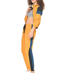 Wholesale 2026 Cheap Price Women Clothes Custom Jogger Sets Women's Clothing Crop <b>Top</b> Tracksuit for Women - Product Image 4