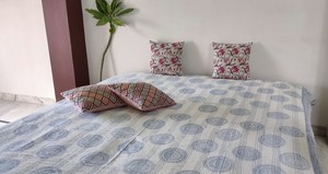 Cubrecama Kantha Hecho a Mano, Colcha de Algodón Estampada, Manta Floral para Todas las Temporadas, Ropa de Cama para Hogar y Hotel - Product Image 3