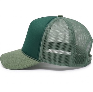 Casquette de baseball trucker verte forêt à 6 panneaux en maille, réglable avec fermeture snapback, respirante, pour l'extérieur, décontractée, avec logo personnalisé - Product Image 2