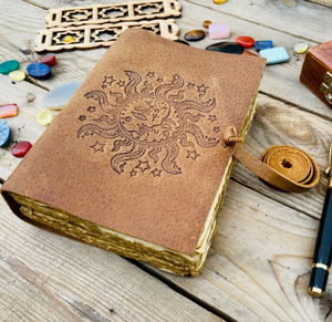 Journal Grimoire en Cuir Gaufré : Livre des Ombres de la Déesse Lunaire - Product Image 6