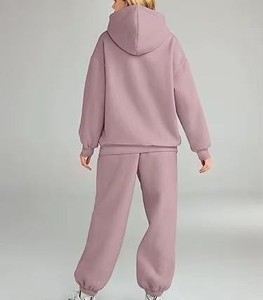 Vêtements de sport pour femmes en polyester, ensemble deux pièces, vente en gros, pour marques d'activewear, logo personnalisé, directement de l'usine - Product Image 4