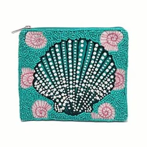 Monedero de algodón con cuentas y conchas CRYSTAL CRAFT, tamaño mini, hecho a mano, estilo bohemio, con correa para la muñeca, cierre de cremallera, unisex, color verde azulado para blanco - Product Image 1