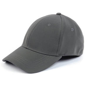 Gorra de béisbol de algodón unisex estilo urbano, negra, de 6 paneles, ajustable, con cierre a presión, lavada, con logo de letras bordadas en blanco. - Product Image 5