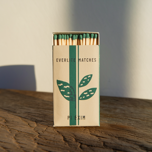 Fósforos de seguridad de madera a prueba de humedad de combustión larga con precio de caja de fósforos personalizado de India - Product Image 1