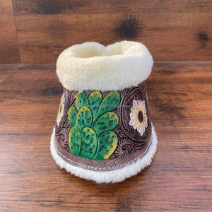 Venta al por mayor de lujo hecho a mano cuero genuino diseño Floral caballo inglés pequeño bota envoltura cuero de vaca accesorios suaves - Product Image 3