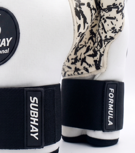 Guantes de Portero de Fútbol Blancos para Jóvenes |   Guantes de Látex Personalizados 3D de Silicona para Niños con Corte Negativo en el Dorso, Dedos Enrollados y Agarre Colorido con Efecto Salpicado - Product Image 3