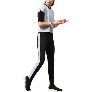 Conjunto de chándal de yoga de verano para mujer: top deportivo transpirable de manga corta y leggings de cintura alta, ropa de gimnasio en blanco y negro, tallas S-XXL - Product Image 4