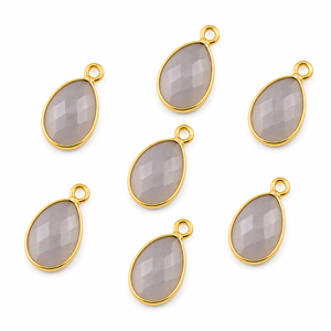 Colgante de Calcedonia Gris Facetada en Forma de Lágrima con Bisel Dorado, Conector de Gema con Engaste Simple para Fabricación de Joyas - Product Image 6