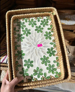 Bandeja de Servir de Ratán Hecha a Mano en Vietnam con Incrustaciones Artísticas de Conchas para Decoración de Restaurantes, Hoteles y Hogares - Product Image 2