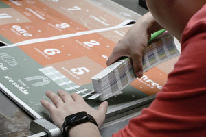 Boîtes en carton sur mesure écologiques haut de gamme avec gaufrage pour l'emballage alimentaire quotidien de compléments alimentaires - Product Image 4