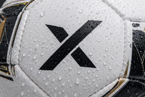 Ballon de football personnalisé résistant à l'eau |   Blanc Noir Or |   Logo X |   Fabricant OEM ODM |   Design haut de gamme |   Qualité supérieure - Product Image 4