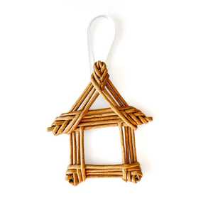 Ornement en rotin fait main en forme de maison, décoration suspendue, artisanat traditionnel d'intérieur, cadeau pour la décoration de Noël par Curio Craft - Product Image 1