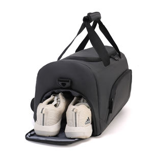Bolsa de Lona Negra TITAN TREAD WEAR con Asa Superior y Correa de Hombro Ajustable, Bolsa de Viaje y Gimnasio de Gran Capacidad - Product Image 3