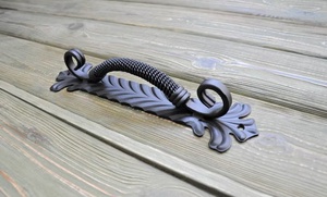 Poignée de portail en fer forgé traditionnelle ; résistante à la rouille, facile à installer, avec un design décoratif et une finition peinte. - Product Image 5
