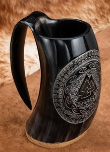 Verre à bière en forme de corne viking Vegvisir - Product Image 4