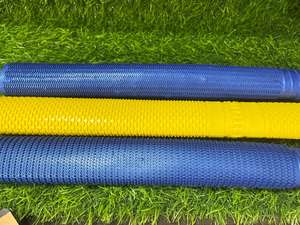 Poignée de batte de cricket en caoutchouc - Légère et durable - Product Image 4