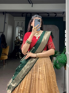 Women Traditional Silk <b>Lehenga</b> Choli Set With <b>Red</b> Blouse And Green Dupatta Floor Length <b>Wedding</b> Wear India Style - Product Image 4