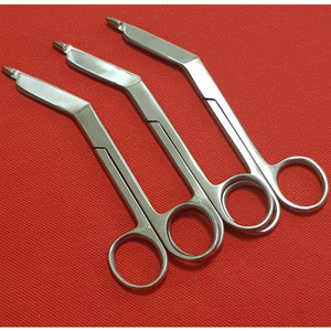 3 Tijeras para Vendajes Lister de Primeros Auxilios de 5.5 Pulgadas, Esterilizables en Autoclave, con Punta de Seguridad, Venta al por Mayor, OEM, ODM - Product Image 6