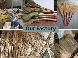 Ensemble écologique de 2 balais en herbe naturelle faits à la main du Vietnam, balai traditionnel en paille pour le nettoyage du jardin - Product Image 6