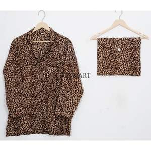 Ensemble de pyjama en coton 100% de qualité supérieure pour femmes, imprimé floral multicolore, vêtements de nuit d'été, vente en gros, chemise et pantalon, style indien - Product Image 3