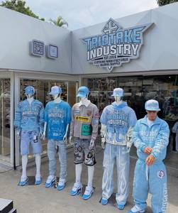 Colección de ropa urbana azul claro personalizada de TRIOTAKE INDUSTRY al por mayor OEM 2026: sudaderas con capucha, chaquetas, chándales y pantalones cortos - Product Image 1