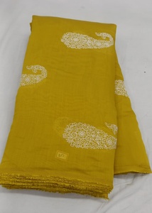 Tissu brodé en fil de coton blanc - Product Image 3