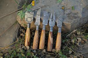 Hand Forged Damascus Steel 5 Pcs Cheese <b>Knife</b> Chef <b>Set</b> Olive Wood Ergonomic Handle OEM ODM Customizable Kitchen Cheese <b>Knives</b> - Product Image 2