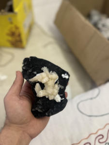 ตัวอย่างธรรมชาติ Chalcedony สีดำ-สง่างามและน่าสนใจ - Product Image 2