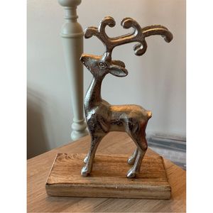 Statue de renne en métal et résine, style minimaliste, sculpture abstraite d'animal, vente en gros, figurine décorative pour salon - Product Image 5