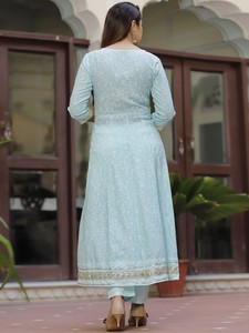 Traje Anarkali de 3 Piezas de Rayón Twinfeet con Bordado - Product Image 2