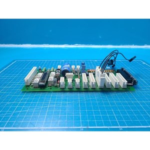 Tarjeta Preamplificadora de Señal Thermo Fisher Scientific 4022 192 72303 Usada Como Nueva, Piezas de Equipos Semiconductores Legados - Product Image 4