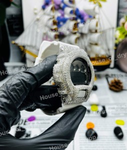 Reloj Digital de Lujo con Diamantes Moissanite, Estilo Hip Hop, Caja Redonda, Diseño de Alta Gama - Product Image 4