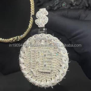 จี้เพชรโมอิสซาไนต์ทรงกลมแบบ Iced Out ตัวเรือนเงินแท้ 925 ประดับด้วยการฝังแบบ Baguette Stone และสไตล์ฮิปฮอป - Product Image 1