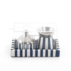 Brûleur de Bakhoor haut de gamme Noor Al Oud avec incrustation de résine et pot en acrylique transparent, idéal pour les cadeaux de Ramadan et comme accessoire de parfum d'intérieur - Product Image 3