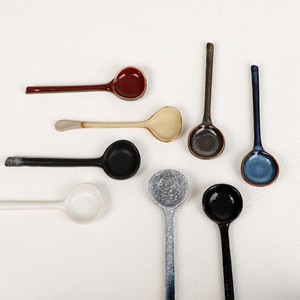 Cuillère en céramique à long manche pour la cérémonie du thé japonaise, accessoires de thé, cuillère à soupe, livraison en une seule pièce uniquement via UO - Product Image 1