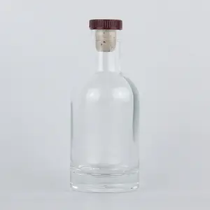 Wholesale 750ml Vodka Spirit Gin Rum Glass Liquor Bottle With Cork