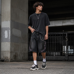 Shorts Bermuda Baggy Y2K en Jean Noir Délavé Crystal Shield pour Hommes avec Appliques en Cuir et Chaîne en Strass – Faible MOQ, Vente en Gros - Product Image 6