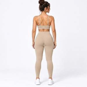 Conjunto Deportivo de Dos Piezas al por Mayor, Bra Deportivo y Leggings para Yoga, Conjunto de Fitness para Mujer - Product Image 2