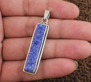 ขายส่งจี้รูปสี่เหลี่ยมผืนผ้าพลอยสีน้ำเงินธรรมชาติ เงินแท้ 925 ผู้ผลิตเครื่องประดับพลอยสีน้ำเงิน ราคาส่งจากโรงงานโดยตรง - Product Image 5