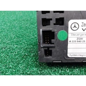 ECUs y Módulos de Computación Usados de Clase S A2205402545 - Product Image 3