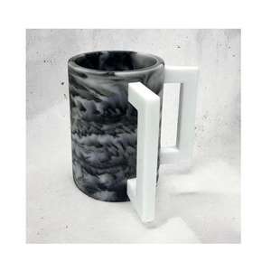 Jarra de Madera Natural Hecha a Mano con Asa, Diseño Minimalista para Disfrutar de Bebidas Premium - Product Image 2